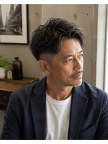 MEN's Baguz MEN'Sカット/ MEN'Sパーマ/ MEN'Sカラー 大人メンズツーブロック×刈り上げ束感パーマビジネススタイル