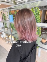 サロン(SALON)&nbsp;ミディアムのグラデーションピンク　～Akari～