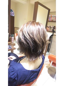 ネオリーブチノ 登戸店(Neolive cino) 【neolive cino】ハイライト ブルーシルバーアッシュ☆