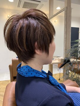 ジェービーヘア 稲毛(jb hair) 大人かわいい 耳かけ サイドシルエット　【稲毛】