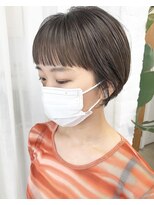 コス(kos)&nbsp;『ueki』コンパクトショート＊まろやか透明感ベージュ