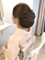 ローラ 本店(Rola)&nbsp;【着物ヘア】蟻のおしりのようなポコっとシニヨン　ヘアセット
