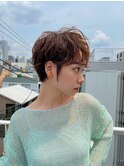 斜めバンググレージュカラーシルキーべジュマッシュパーマ