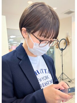 ソソ(soso) 【soso 伊勢田】丸みショート×フルバング【横浜/ブリーチ】