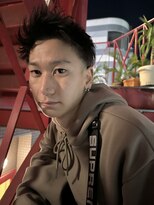 ロミーオム 本厚木(ROMMY. Homme)&nbsp;刈り上げツーブロックアップバングショート短髪メンズヘア