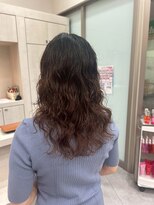 ヘアーワークス ボナ(HAIR WORKS bona.) 濡れ感×ゆるウェーブで大人の余裕をプラス◎デジタルパーマ