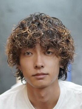 ノーエン(noen) 佐賀波巻きスパイラルパーマ緩めツイストスパイラルパーマ