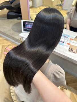 ロンド フィーユ(Lond fille) 大人ガーリー/似合わせカット/ミディアムレイヤーカット/銀座