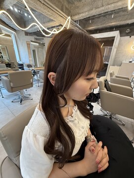 ロン(Ron.) アイドル風顔周りカット