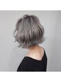 エイムヘアメイク 舟入店 シルバーグレーが目を惹きます☆