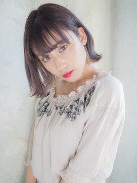 ナチュラルエフ(natural f) グラデーションカラー☆外ハネボブくびれヘアスモーキーカラー
