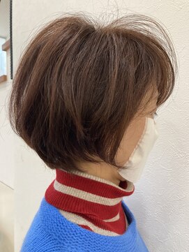 ヘアメイクヒール 大人ボブ