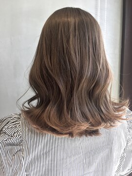 アーティザナル ニノミヤ(artisanale) 透明感ベージュカラー