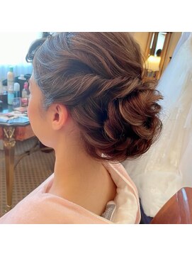 ロンド フィーユ(Lond fille) ブライダルハイライトカラー担当平川友理