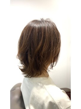 エンハンスヘアー(En hance hair) ふんわり外ハネ×ミディアム