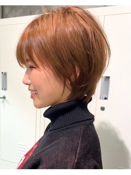 ラフ 新宿(Laff) 新宿 大人可愛い 20代30代40代 丸みショート 小顔ショートボブ