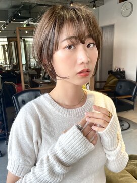 フェリア 池田(FERIA) ミルクティーショート（田岡）