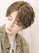 ベーア メロー(Bar mellow)&nbsp;波巻きツイストスパイラルパーマセンターパートマッシュツイスパ