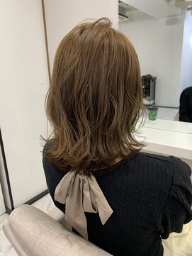 ダブル(W) 外ハネレイヤーカット