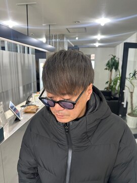 キング 枚方店(K!ng) 縮毛矯正髪質改善ハイライトレイヤーカット枚方美容室エクステ