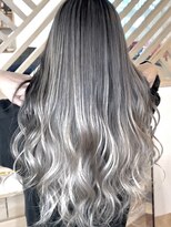 ジェニックバイノギオ(GENIC BY NOGIO) バレイヤージュ×ホワイトグレージュ