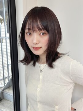 ローネス(LONESS) くびれヘア　レイヤーカット　ミディアムレイヤー