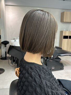 ソワ 北千住(soi) 切りっぱなしボブ_オリーブベージュ