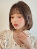 ナチュラルボブ大人ガーリーことりベージュ短め前髪２０代３０代