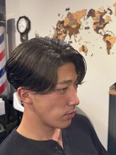 ルーエ(Ruhe)&nbsp;フェザーパーマ、テーパーフェード