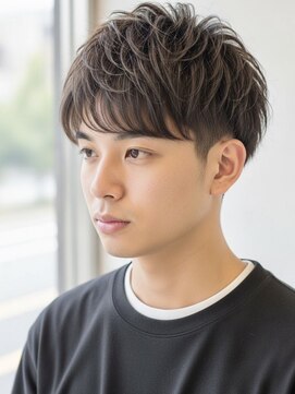 フェザーショートナチュラルマッシュ刈り上げツーブロック