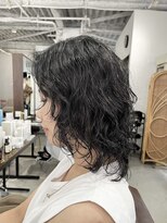 カーフ アオゾラヘアー 光の森2号店(calf AOZORA HAIR) ウルフパーマ ミディアムスタイル レイヤー スタイリング簡単