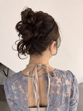 シアー(siar) お呼ばれヘアー 結婚式 ヘアセット ヘアアレンジ