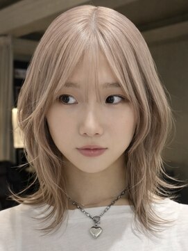 シキ(SIKI) ブリーチハイライト髪質改善ダブルカラーレイヤーカット
