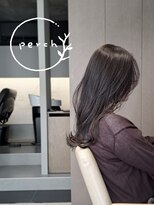 パーチ(perch) ナチュラルアッシュブラウン×前髪わけロングスタイル
