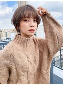 大人可愛いグレージュマッシュショート