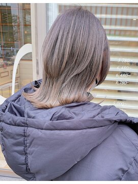 ネオリーブ アンド 渋谷店(Neolive &) 【Neolive & 渋谷店】モノグレーベージュカラー ウルフヘア