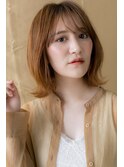 艶感カーキベージュくびれヘアハッシュカットY上尾10代20代30代
