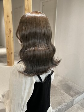 アイリー 名古屋(A/LEE) ブリーチなし Wカラー