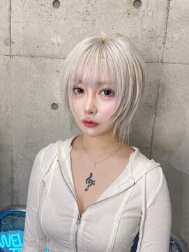 インク 渋谷(INK.) ホワイト×レイヤーボブ