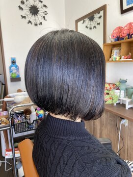 メイメーア(Ma Mere) ワンレングスボブ