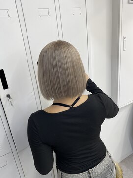 ペレ 渋谷(PELE) ホワイトグレージュ/デジタルパーマ/チェリーブラウン/渋谷