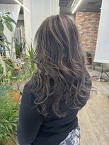 ルーナヘアー(LUNA hair)&nbsp;コントラストハイライト白髪ぼかしブリーチカラーレイヤーカット