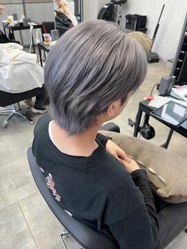 シエンゴールド(CIEN gold) メンズブリーチ/グレーシルバー/ハイトーン#浜松駅#カラー