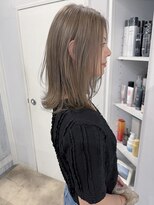 シー ヘアデザイン(see hair design) オリーブベージュ