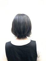 クオリス 上福岡店(QUALIS)&nbsp;襟足外ハネ/ショートボブ/黒髪/20代・30代/暗めカラー/