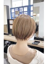 ジーニー 横浜(giinii)&nbsp;giinii_渋谷良太_ハイトーンスアショート_小顔