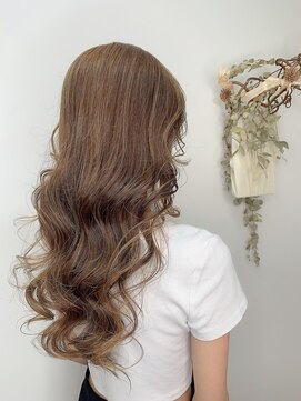 イーラ(era) 《era》フェミニンロング　ショコラベージュ　ハイライト　みわ