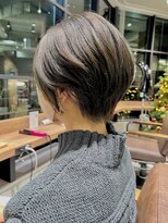 ベイショア(Bay Shore NY)&nbsp;[BayShoreNY]くびれショート×グレージュミルクチョコレート