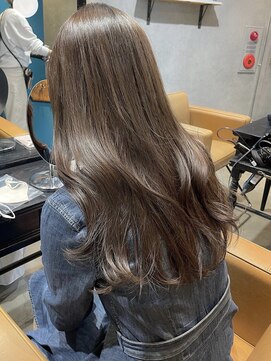 アンドレイ 表参道(andrey) [ANDREY]グレーベージュ/レイヤーロング/前髪パーマ黒髪カタログ