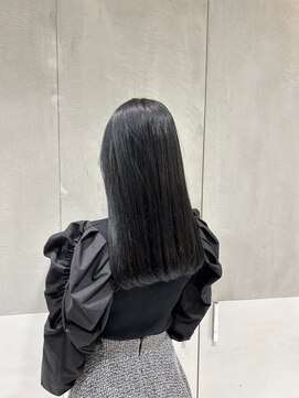 ガリカ(Gallica kinshicho) 【haruka】ブリーチなしダブルカラーで叶う透けるブルーブラック